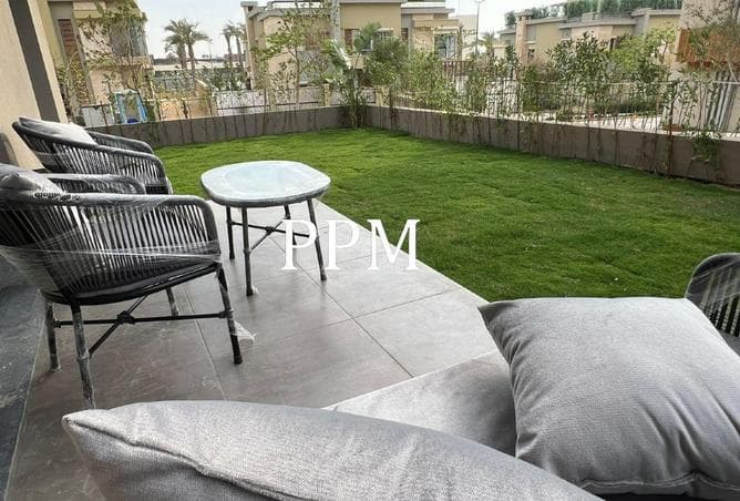 Ground floor furnished hotel apartment with garden