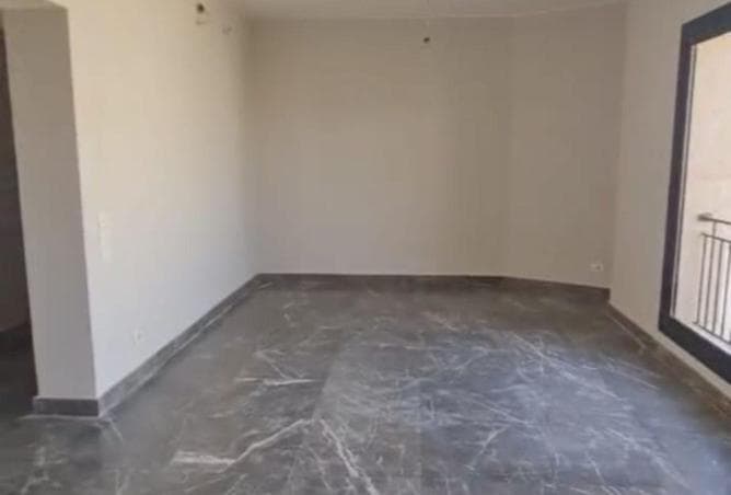 Apartment 3 bedrooms prime location