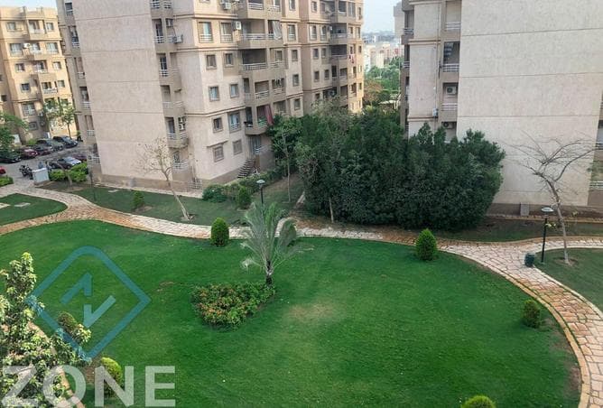 For rent, legally registered, area 131 meters inB6